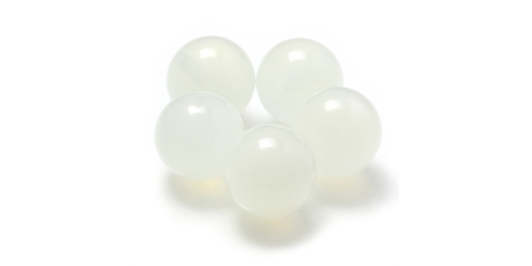 Effects and meanings of white moonstones | Lovers and married couples | Marriage | Powerstone effects and meanings | Powerstone search / Powerstone effect search / Natural stone search / Natural stone meaning list. | Power spot search.